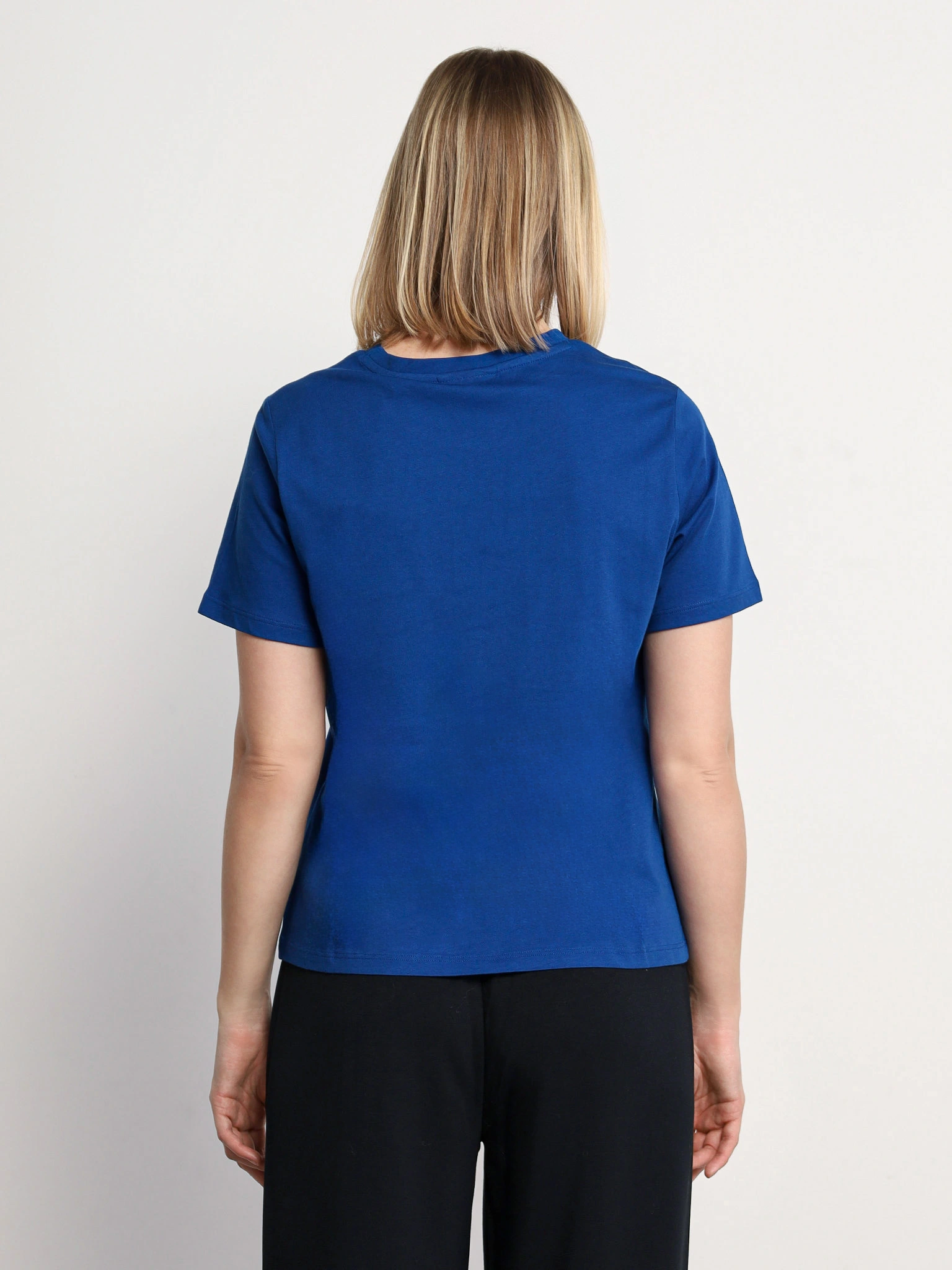 Футболка синего цвета из хлопка